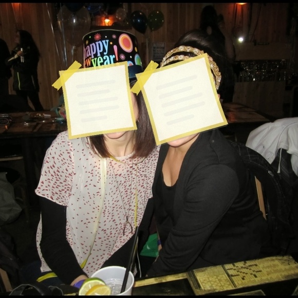 Open back blouse with ❤️ pattern - Picture 6 of 6